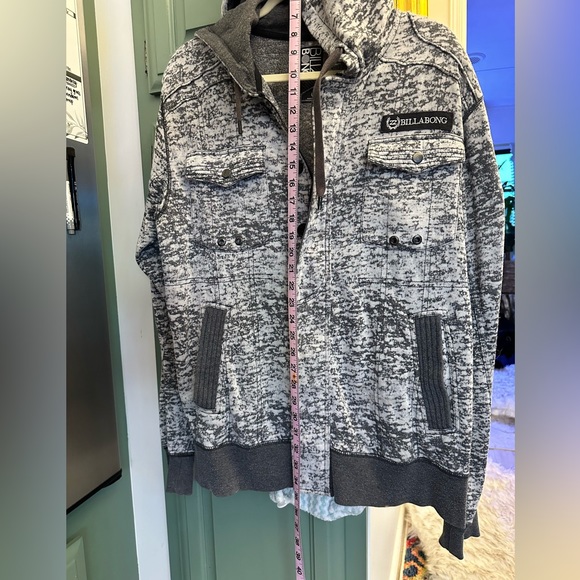 Billabong hoodie - Picture 3 of 3